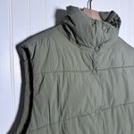 Cotton On  Button Up Mother Puffer Sage Green Vest Jacket Women’s Size L/XL Photo 4