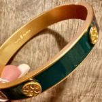 Tory Burch NWT Authentic Green Enamel Logo 7mm Bracelet with Dustbag Photo 1