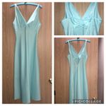 Jones New York 's women’s light blue of a silky blend dress. Size Small. Photo 14