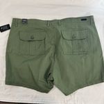 Kut From The Kloth NWT  Green Elliot Cargo Shorts Size 24W Zip Fly 6” Inseam Photo 6
