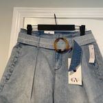 Gloria Vanderbilt NWT  Size 4 Pleated Front Belted High Rise Denim Shorts Photo 3