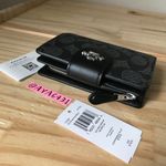 Coach Wallet Photo 2