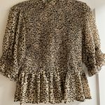 Vestique Cheetah Shirt Photo 0