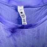 Lululemon T-Shirt Photo 1