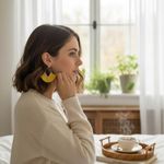 Brand New Yellow Fringe Chevron Dangle Gold Tone Earrings Costume Jewelry Photo 2