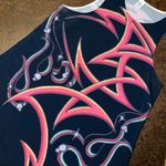 Graphic Neon A Photo 3