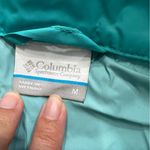 Columbia Women’s Blue Hooded Windbreaker Jacket Size M Photo 2