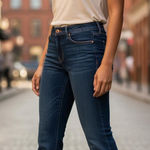 Gap   1969 size 28/6R NWT boot jeans mid-rise slim fit through the hip, thigh Photo 0