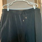 Terra & Sky FINAL MARKDOWN  Black capris 2x Photo 4