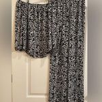 Gianni Bini Gianna Bini Black & white print shirt pant set Size XS Photo 0