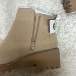 Universal Threads NWT Women's Taci Ankle Boots - Universal Thread Light Taupe Size 11 Photo 3