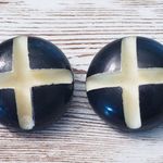 Vintage Clip On Earrings Photo 0