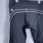 Fabletics  Polar Crop Women’s XS Athletic Leggings Black Cropped Capri CS1514509 Photo 2