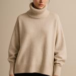 H&M Oversized Turtleneck Sweater – Size L (Relaxed Fit) Photo 0