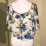 H.I.P. HAPPENING IN THE PRESENT FLORAL CROP TOP MEDIUM Photo 0