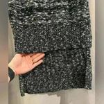 EXPRESS Women’s Sleeveless  Sweater Photo 1