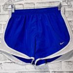 Nike Women's Athletic Shorts in Blue and White size M Photo 0