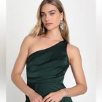 Lulus  Dreaming of Elegance NWT‎ size Large Emerald Satin One-Shoulder Maxi Dress Photo 2