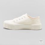 Mad love NEW  Women's Fran Sneakers- Size 8 White Photo 3