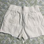 Mittoshop White Shorts Photo 2