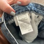 AG Adriano Goldschmied  | Medium Wash Distressed Hem Becke Relaxed Slim Short Photo 5