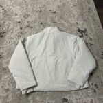 Vuori Sky Puffer Jacket Size Large NWT in Milkweed Photo 2