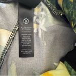 Agnes & Dora Women’s Black Lemon Pocket Crop Pants, Size XS Photo 3