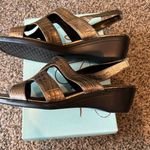 Life Stride Silver Sandals Photo 0