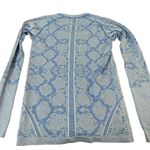Lululemon  Size 8 Swiftly Tech Long Sleeve Bright Blue‎ Scale Print Athletic Rare Photo 3