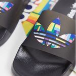 Adidas ADILETTE LITE PRIDE Sandals Photo 3