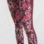 Athleta  Affirmation 7/8 Dark Garnet Red Floral Tights Powervita Size XS 446687. Photo 0