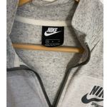 Nike  Women's light weight‎ jacket size medium Photo 1