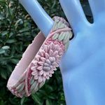 Retro Floral Carved Resin Bangle bracelet Pink and Green Photo 1