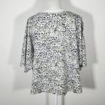 Old Navy Active White and Green Oversized Athletic Tee Size Large Sporty T-Shirt Photo 6