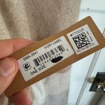 Steve Madden NWT  ivory camel plaid scarf Photo 4