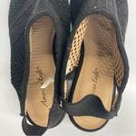American Eagle  Outfitters laser cut peep toe shoes size 8‎ Photo 4