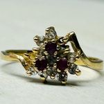 Ruby 10K diamond and ring, Approx size 8 Photo 5