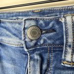 American Eagle  Women's 5.5" Distressed‎ Eyelet Pockets Denim Shorts Size 6 Photo 2