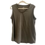 Kuhl ✨ Green Juniper V-Neck Tank Green Sz Large Top✨ Photo 4