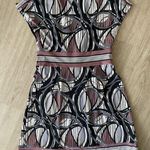 BCBG MaxAzria Women’s V-neck Knee-length Dress Graphic Print Size M Slim Fit Photo 1