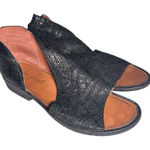 Free People  Mont Blac Leather Sandal in Black, Size 38 Photo 0