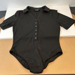 Cider  Solid Black Button-Up Collared Ribbed Bodysuit Large Photo 1
