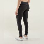 Lululemon Wunder Under Pant Legging in Diamond Dot Black White / Black Size 4 Photo 1
