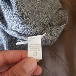 Gap  Womens Sweater Size XS  Ribbed Neckline Gray Slit Crew Brooklyn Black Sand Photo 8