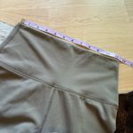 Set Active Airluxe Breathe Parke Shorts In Tan Size Small Photo 5