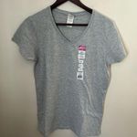 Gildan Tee Shirt V-Neck Gray Short Sleeve Neutral Casual Basics Photo 0