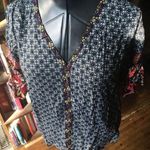 Suzanne Betro Weekend L Scandinavian v-neck blue and red blouse Photo 0