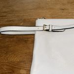 Isaac Mizrahi  whit with black stripe clutch Photo 3