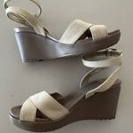 Crocs | Women's Leigh II Ankle Strap Wedge Sandal. Size: 6 Photo 6
