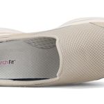 Skechers Like new: ultra go walk sneakers with air cooled arch fit. Photo 4